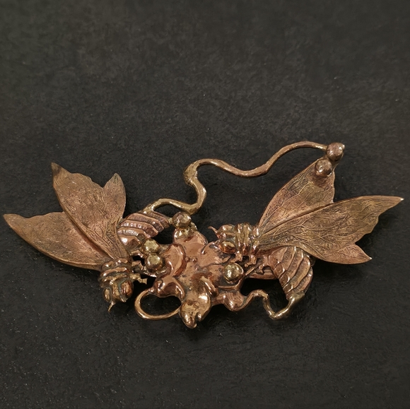 Jewelry - Vintage Mid-Century Bee & Floral Brooch Pin – Large 4” Nature Motif with Texture